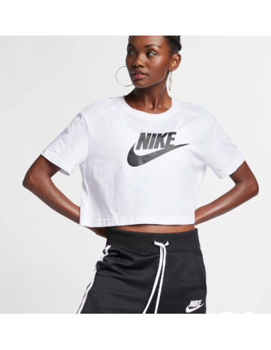 Camiseta Nike Mujer Sportswear Essential Blanca