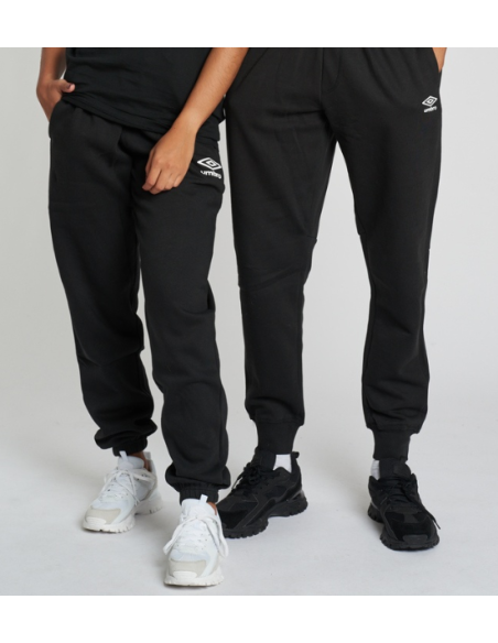 Pantalón Fleece Jogger Umbro Hombre  Black / White