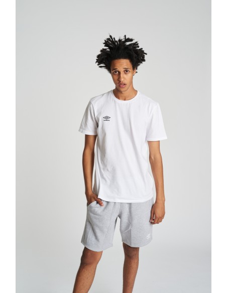 Camiseta Umbro Essentials Small Logo White