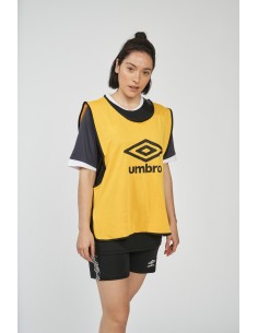 Peto Umbro Hunter Amarillo Adulto