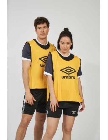 Peto Umbro Hunter Amarillo Adulto