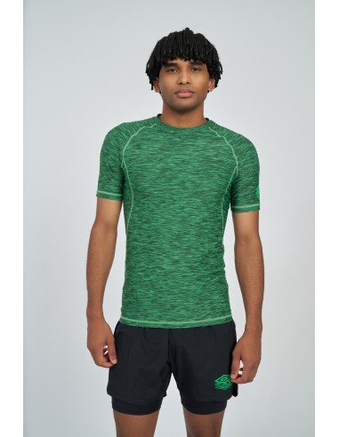 Camiseta Térmica Umbro Pro Training Elite Baselayer Black / Andean Toucan
