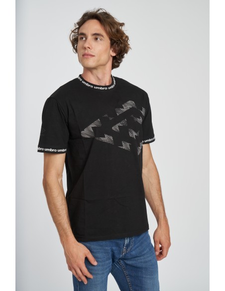 Camiseta Umbro Fornax Negra