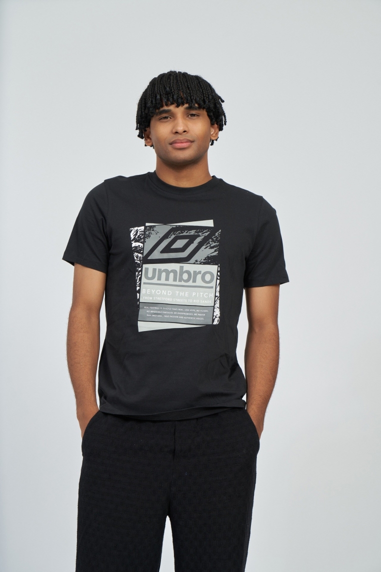 Camiseta Umbro Fw Layered Box Logo Graphic Tee Black