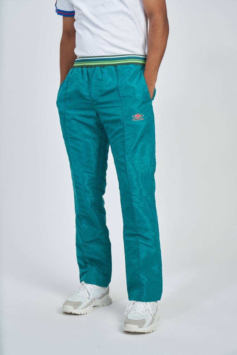 pantalon umbro hombre monogram straight leg verde